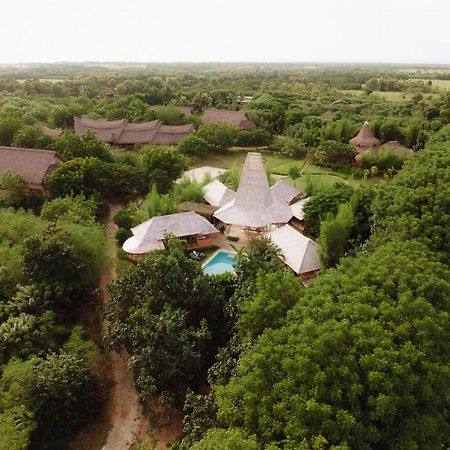 Maringi Sumba By The Sumba Hospitality Foundation Waikelo Exteriör bild