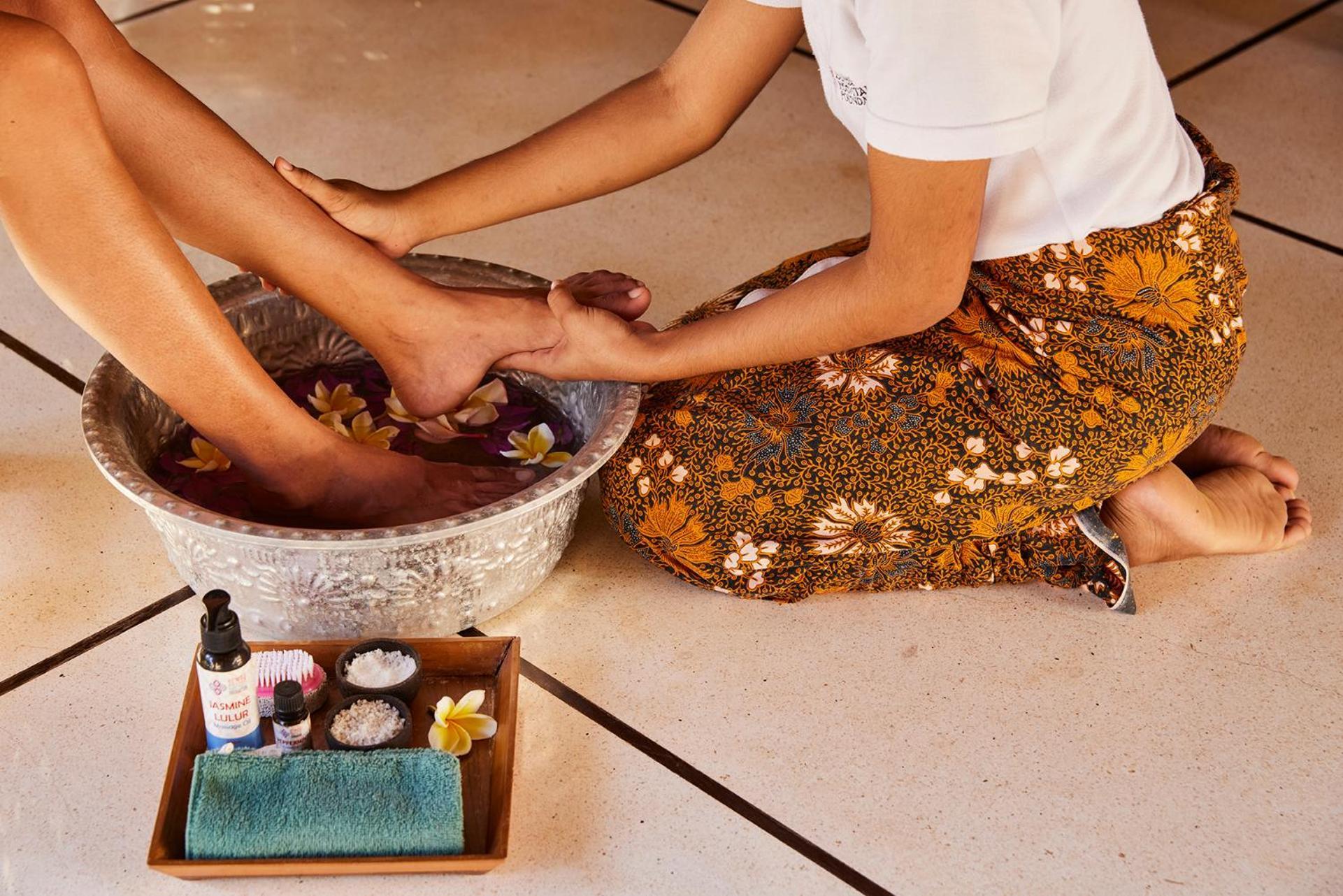 Maringi Sumba By The Sumba Hospitality Foundation Waikelo Exteriör bild